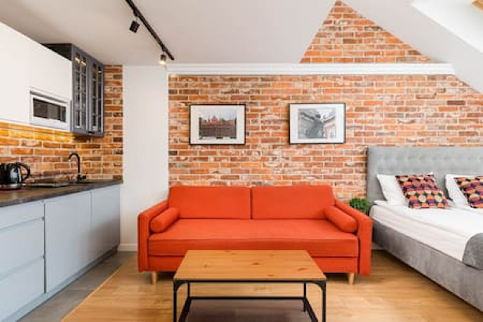 9. St. Florian's Suites- Old Town Luxury Apartment 9. St. Florian's Suites- Old Town Luxury Apartment