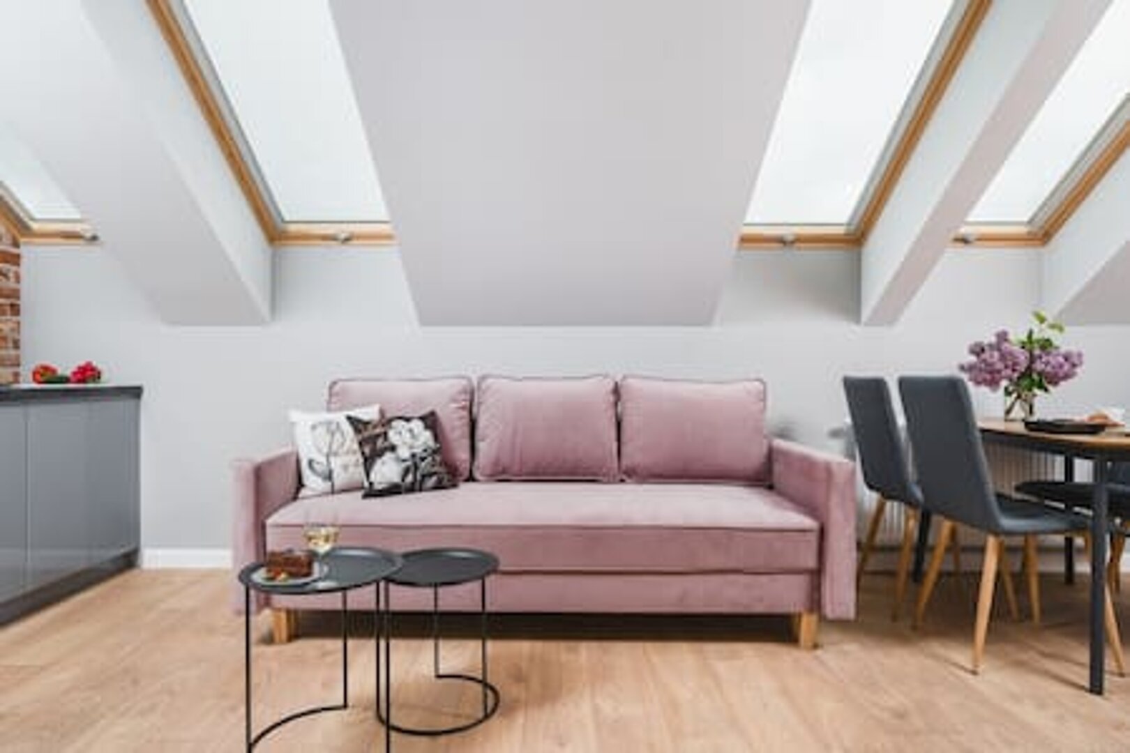 17. St. Florian's Suites-Old Town Luxury Apartment