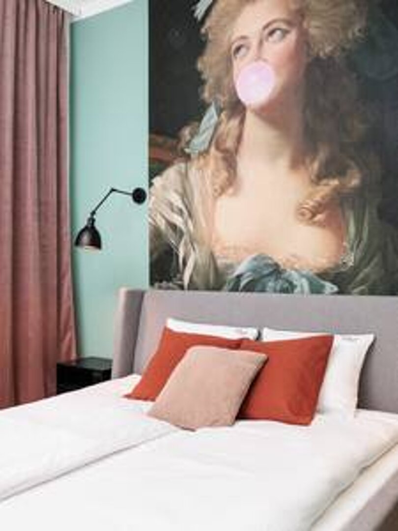 UPSTAIRS MANAGEMENT sp. z o.o. - 9