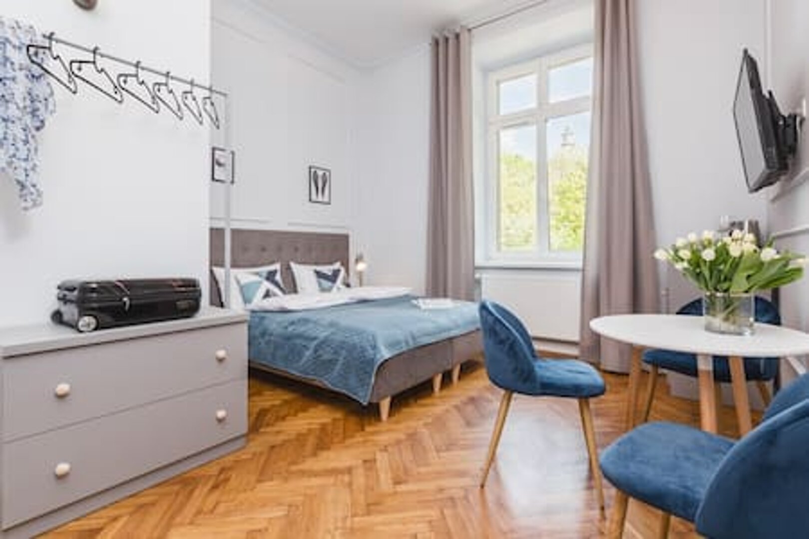 ♢ 1. Ścisłe Centrum - Pokój z Prywatną Łazienką ♢ ♢ 1. Ścisłe Centrum - Pokój z Prywatną Łazienką ♢
