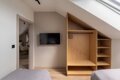 UPSTAIRS MANAGEMENT sp. z o.o. - 13
