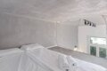 UPSTAIRS MANAGEMENT sp. z o.o. - 33